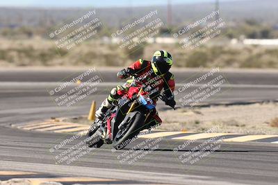 media/Jan-15-2026-Racers Edge (Thu) [[dfebeb70ab]]/3-B Group/Session 2 (Turn 11)/